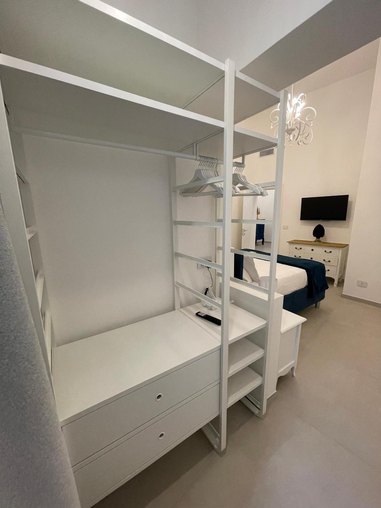 Apartamento Palazzo Boccapianola Bari Exterior foto